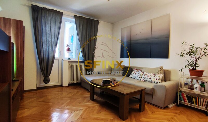 Stefan cel Mare, apartament de 3 camere de vanzare