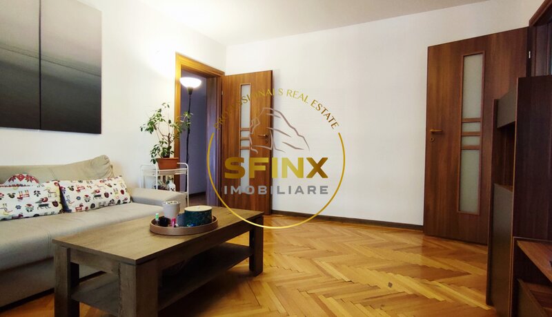 Stefan cel Mare, apartament de 3 camere de vanzare