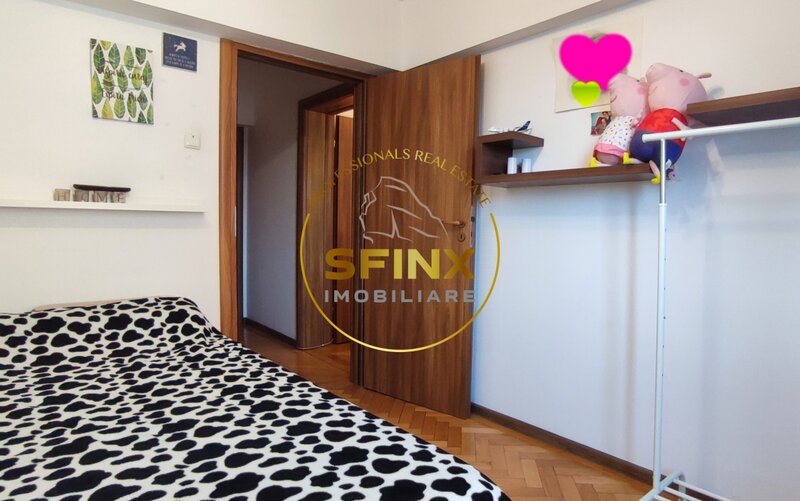 Stefan cel Mare, apartament de 3 camere de vanzare